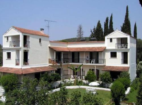 Georgina Family Apartments Mesongi Exterior photo
